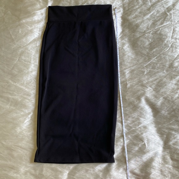 BUNDLE - 2 NWT Black midi pencil skirts from BooHoo - Picture 9 of 16